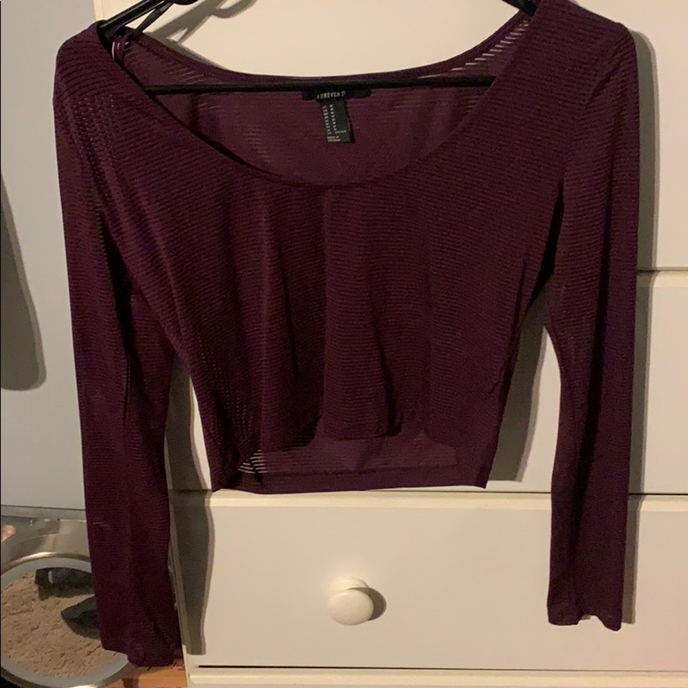 Long sleeve crop top